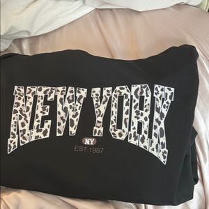 Black New York Graphic Sweatshirt